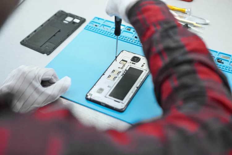 Happy Mobile professional phone repair